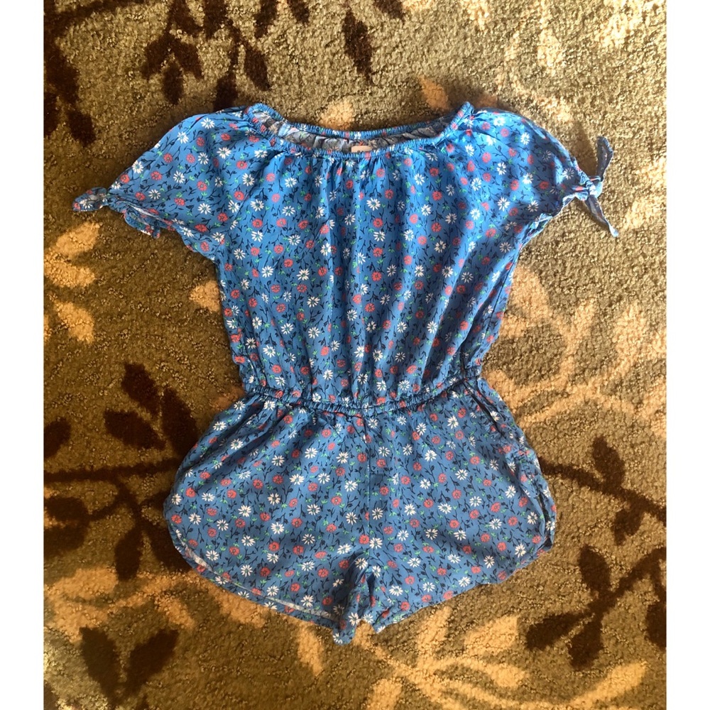Girls size 5 romper